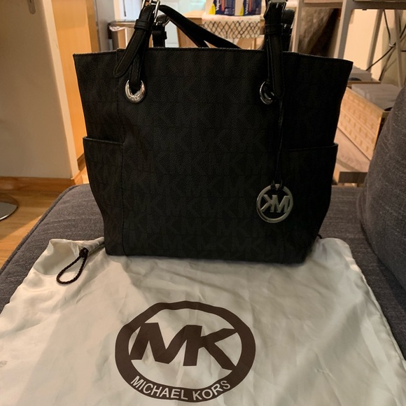 Black Michael Kors Leather Tote Bag - Picture 1 of 7